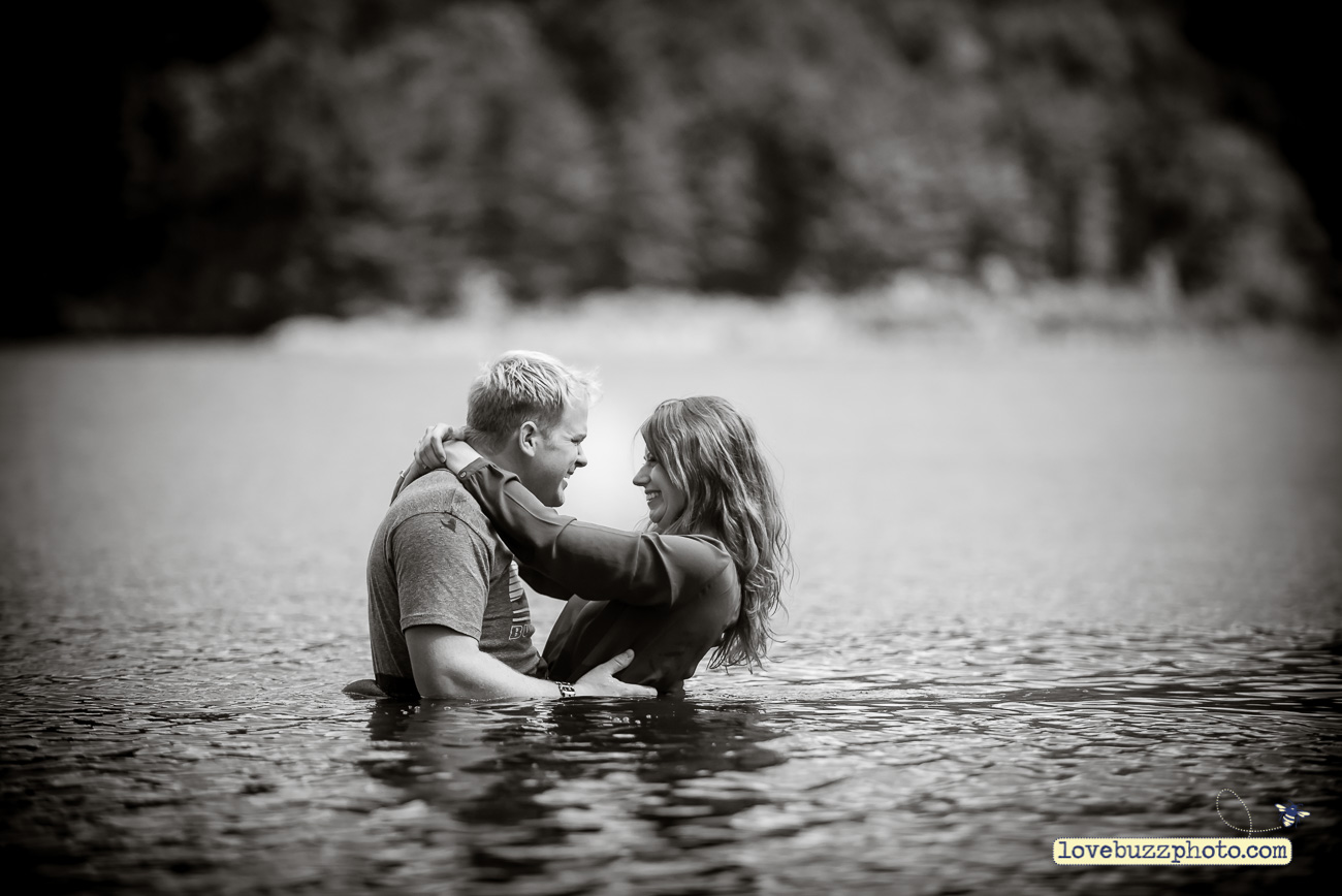 104_gwenjt_engagement_lovebuzzphoto_9555-2